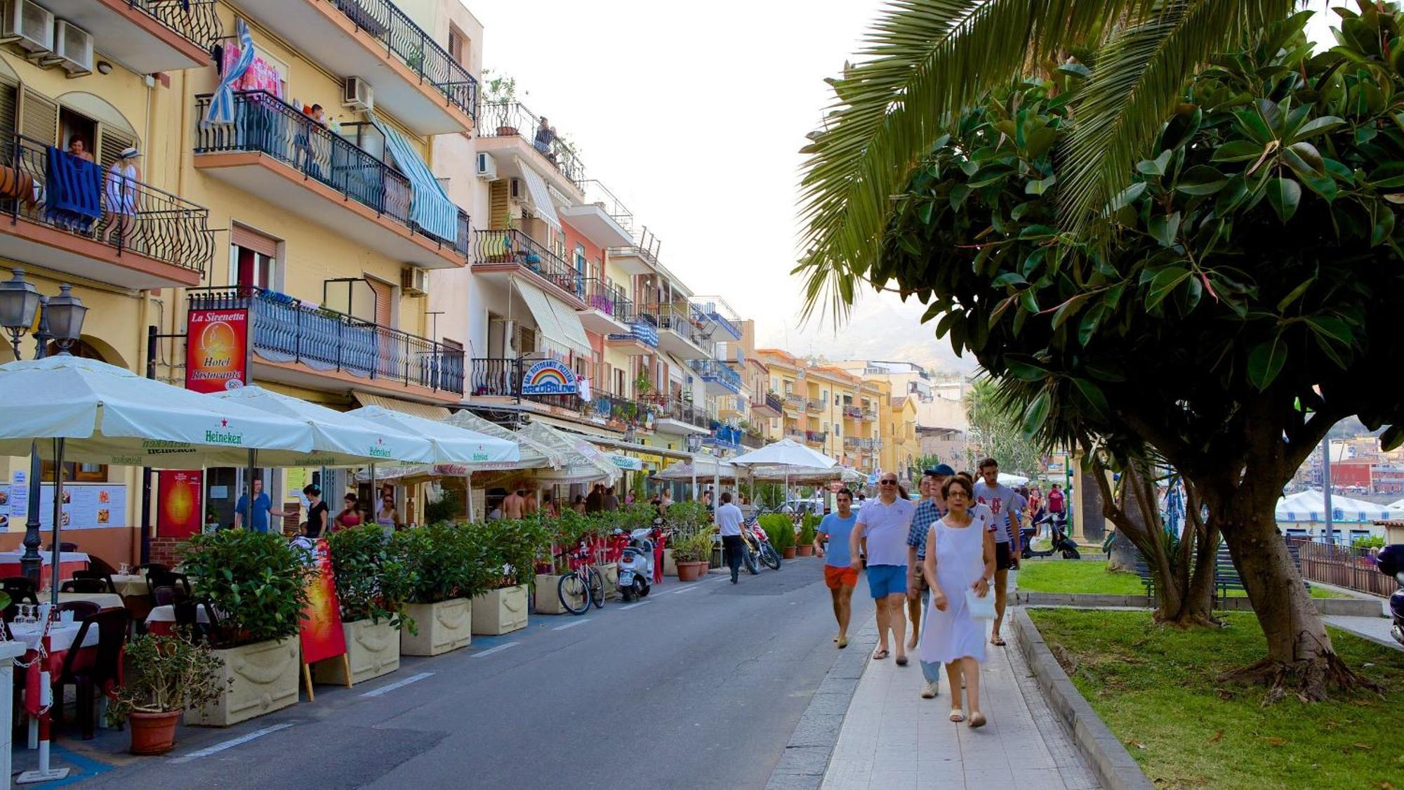 Savoca Apartment Giardini Naxos Esterno foto